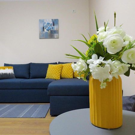 Flowers Garden Apartment Veliko Tarnovo Buitenkant foto